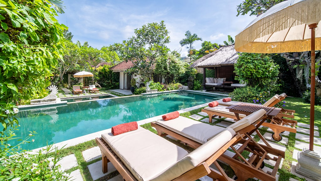 Villa Senang in Seminyak, Bali - 4 bedrooms - Best Price Guarantee