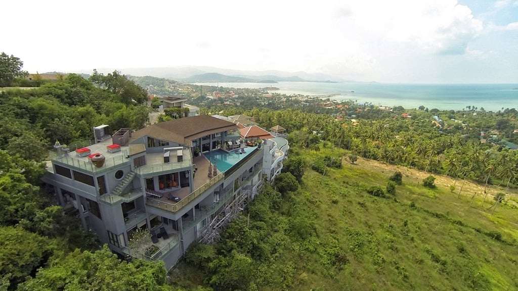 Villa Skyfall