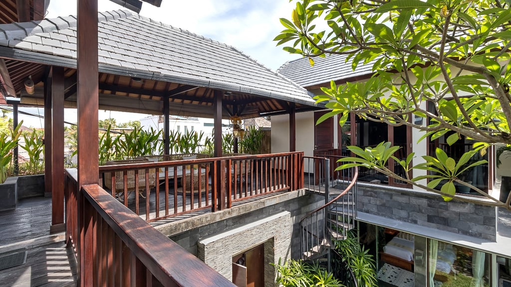 Villa Suvitha: Terrace/Veranda