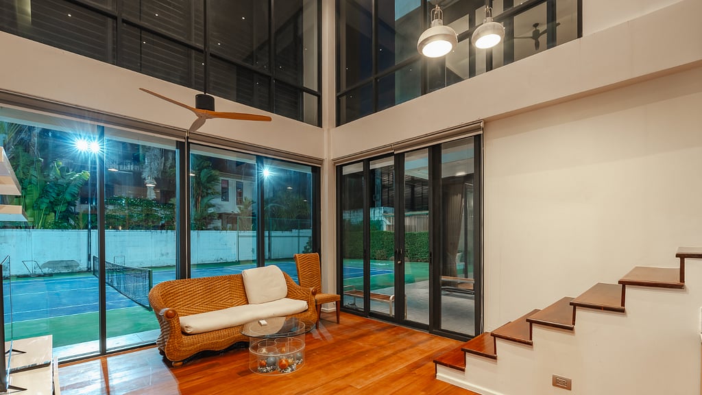 Villa V158 Tennis Court