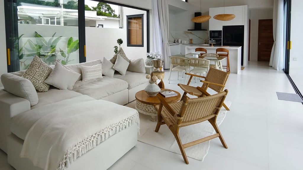 Villa White House
