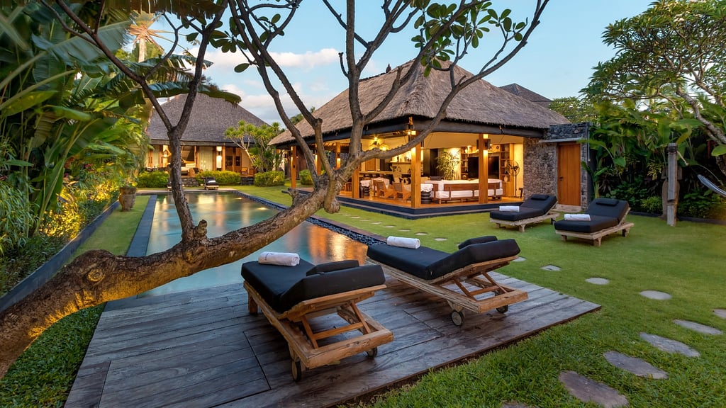 Villa Wolfe: Swimming pool