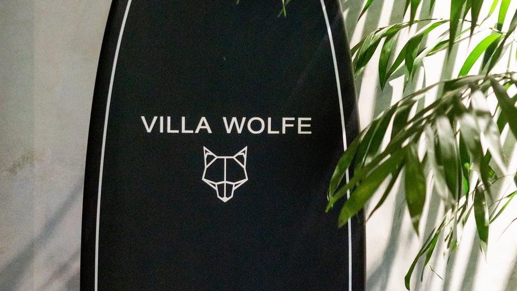 Villa Wolfe: Others