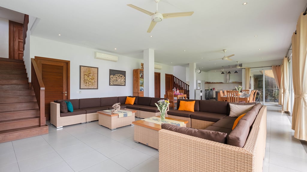 Villa Yenian: Living room 2