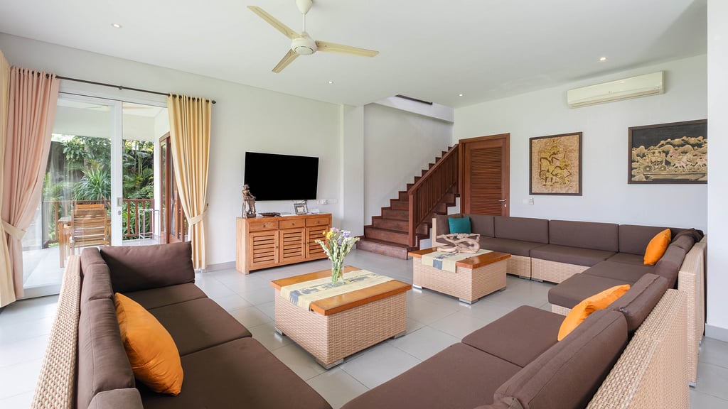 Villa Yenian: Living room 2