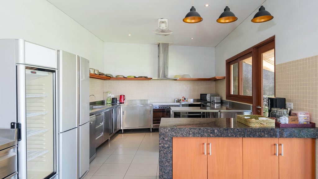 Villa Yenian: Kitchen