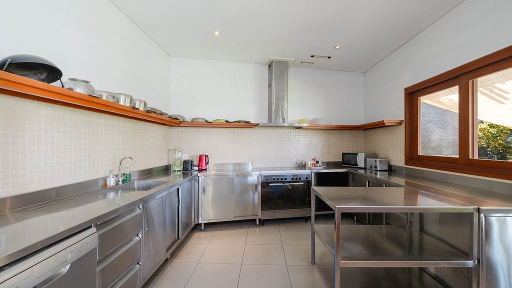 Villa Yenian: Kitchen