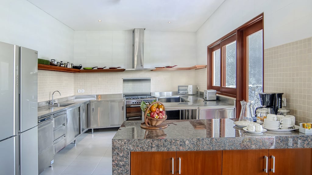 Villa Yenian: Kitchen