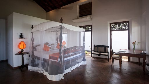 Villa Kingsley's Pearl Bedroom 5