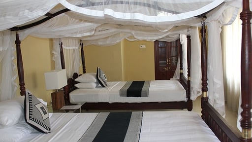 South Point Abbey Спальня 4