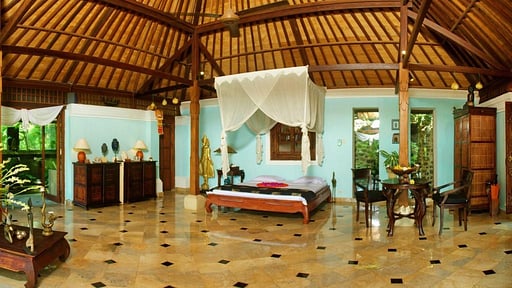 The Mahogany Villa Bedroom 2