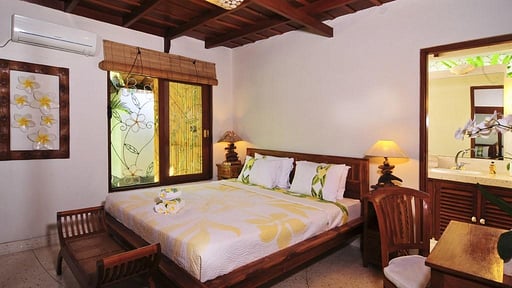 Villa Domus De Janas Kamar Tidur 1