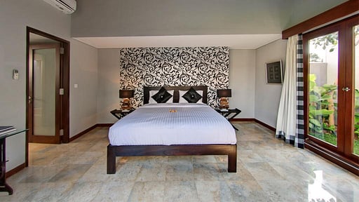 Villa Tomok Bedroom 2