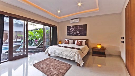 Villa Voilà Bedroom 1