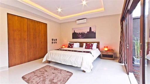 Villa Voilà Bedroom 2