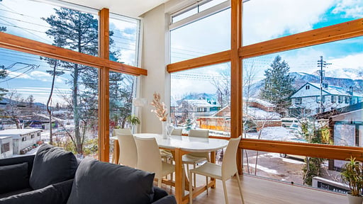 Alpinarc Chalets Dining area