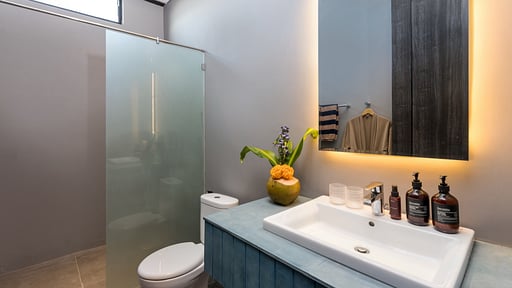 Artha Hachi Villa Bedroom 6