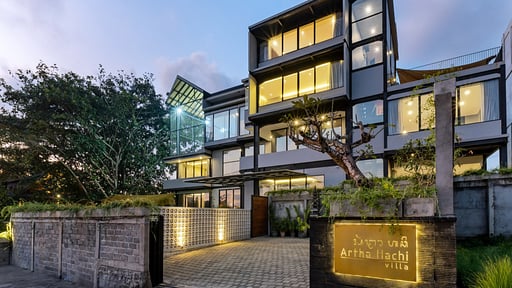 Artha Hachi Villa Parking areas