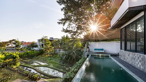 Artha Hachi Villa Swimming pool