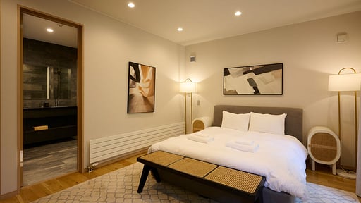 Awayuki Ginto Village Bedroom 1