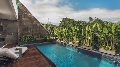 Ayona Villa Canggu Sky One Swimming pool