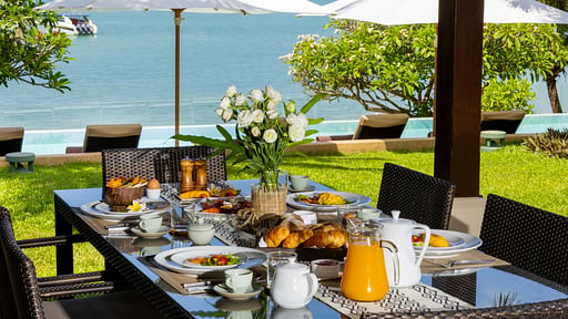 Bacaya Villa Dining area