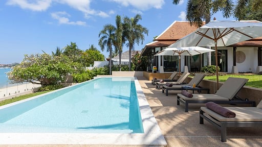 Bacaya Villa Swimming pool