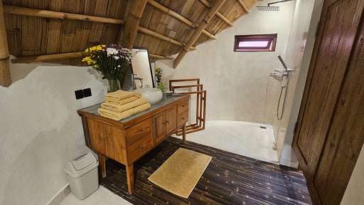 Bamboo Estate Bedroom 6