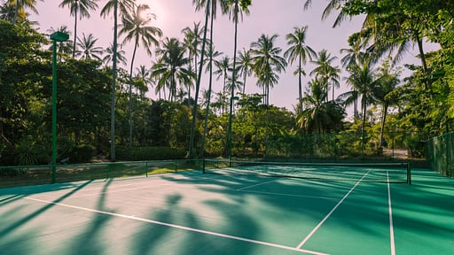Ban Sairee Tennis court
