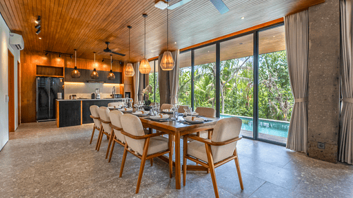 Basic House Dining area