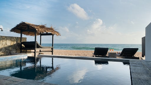 Blue Parrot Beach Villa Swimming pool