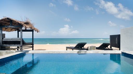 Blue Parrot Beach Villa Swimming pool