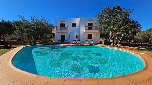 Can Amanaya Swimming pool