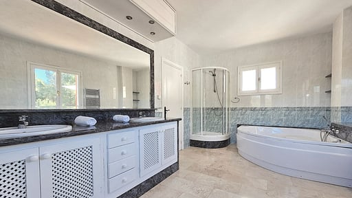 Can Amanaya Bedroom 4