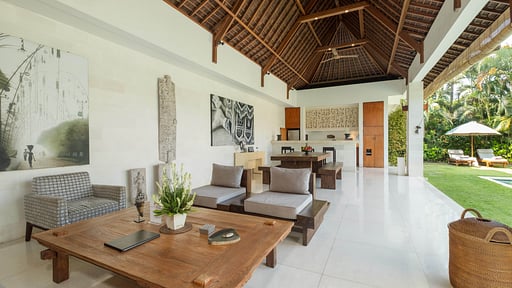 Chocolat Villas Living room 2