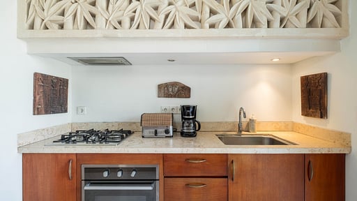 Chocolat Villas Kitchen 2