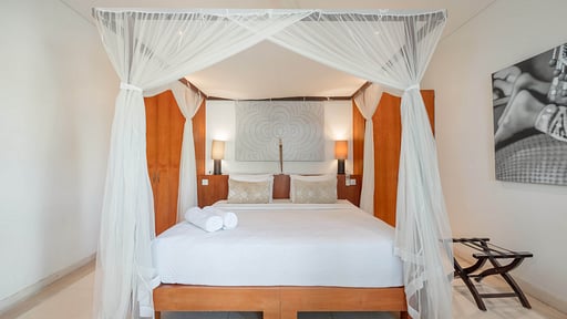 Chocolat Villas Bedroom 8