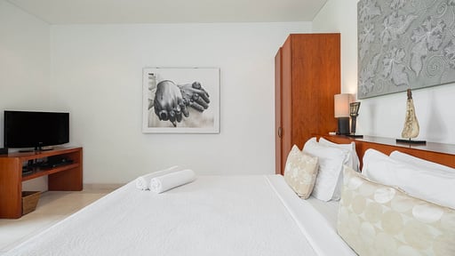 Chocolat Villas Bedroom 3