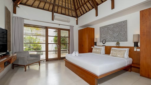 Chocolat Villas Bedroom 1