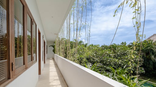 Chocolat Villas Others
