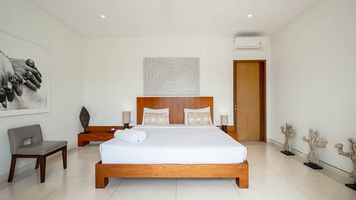 Chocolat Villas Bedroom 6