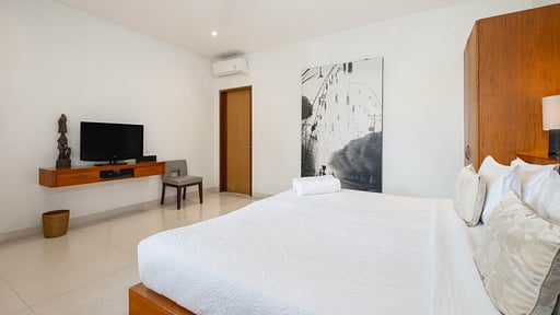 Chocolat Villas Bedroom 5