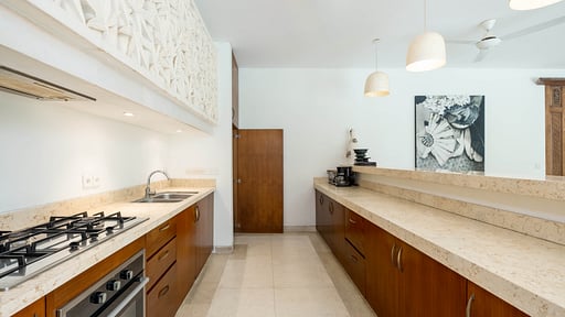 Chocolat Villas Kitchen 1