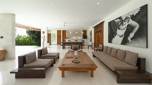 Chocolat Villas Living room 1