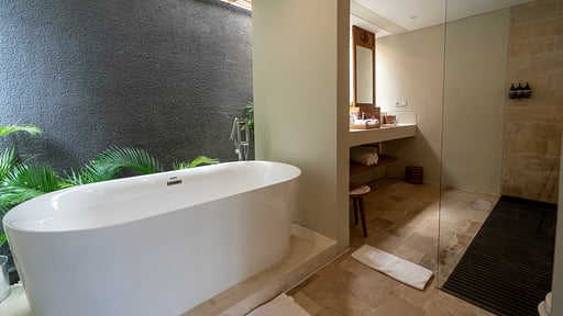 Cocana Villa 3 Bedroom 2