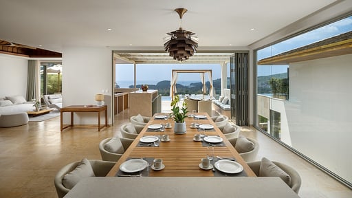 Cohiba Sea View Villa 8 Dining area