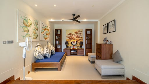 Da Vinci Villa Living room 1