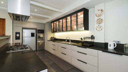 Da Vinci Villa Kitchen 1