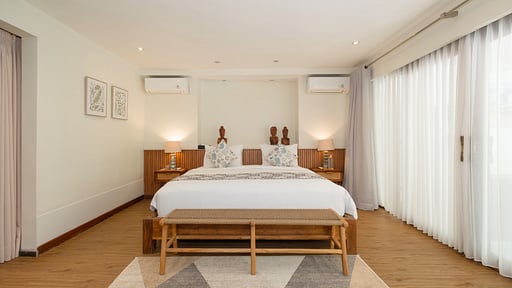 Da Vinci Villa Bedroom 1