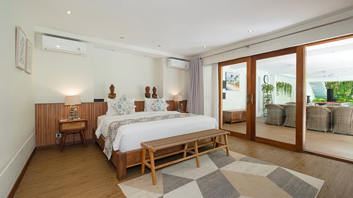 Da Vinci Villa Bedroom 1